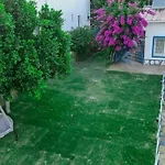 Yaliyani *