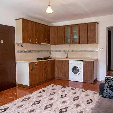 Yaliyani * 얄리싸이프리크