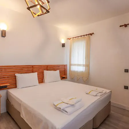 모텔 Yaliyani 얄리싸이프리크