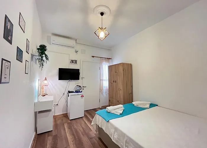 Yaliyani Motel