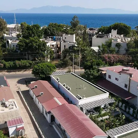 Motel Yaliyani *