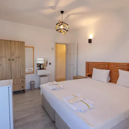 Yaliyani * Yaliciftlik