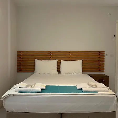 Yaliyani * Yaliciftlik